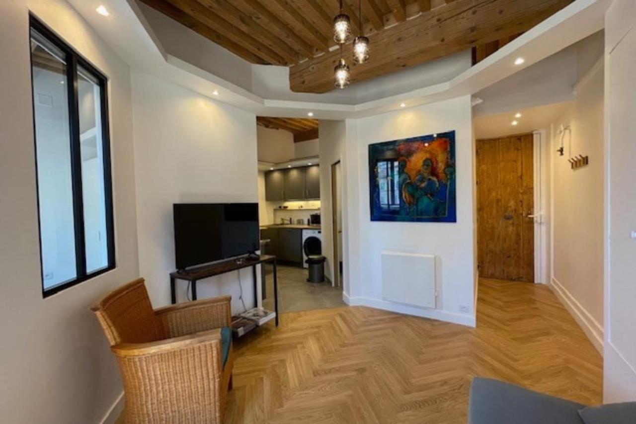 Le Petit St Pierre Charmant 2 Pers Valmy Lyon Extérieur photo